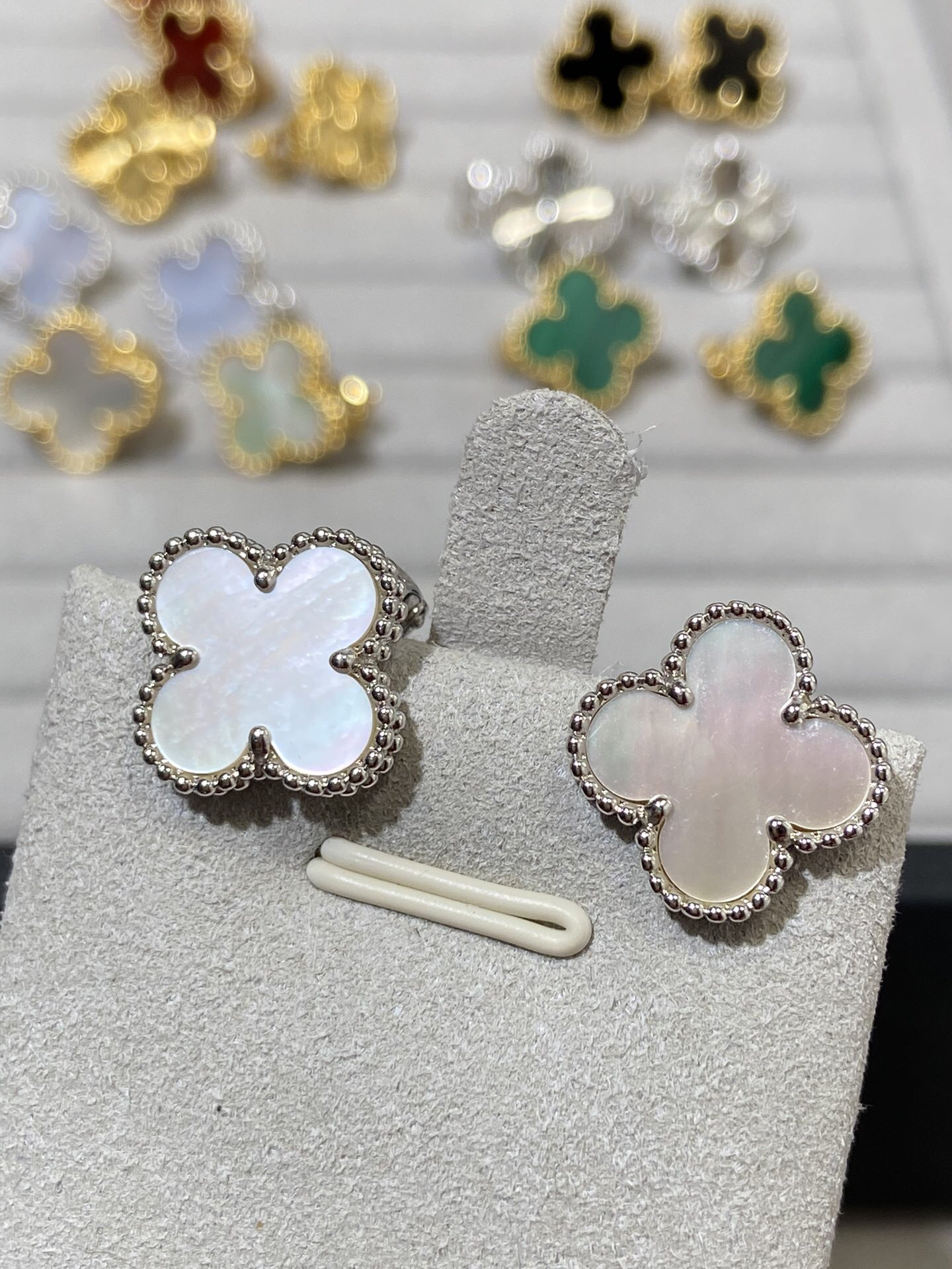 Van Cleef & Arpels earring-3