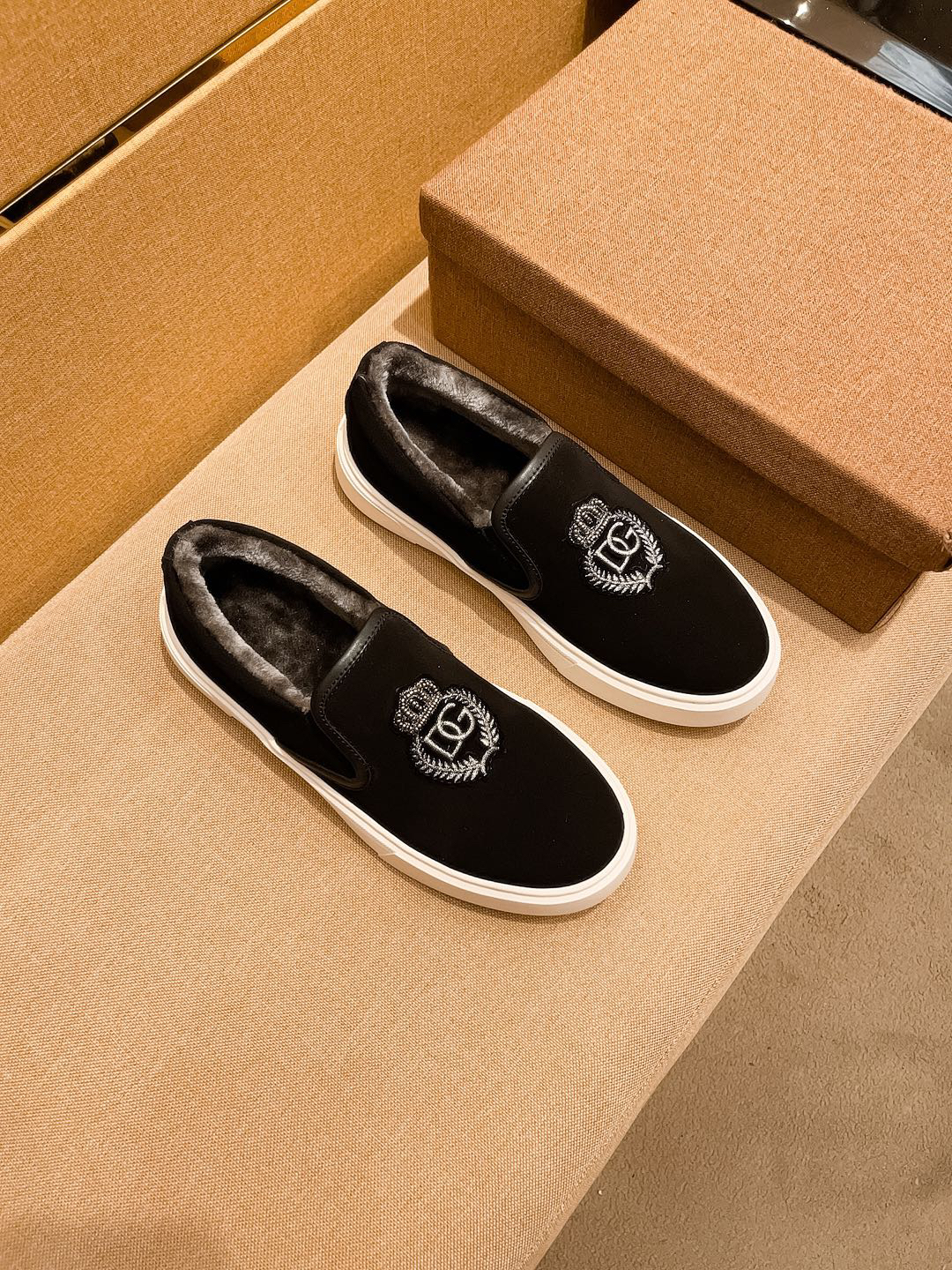 D&G Sneakers-167