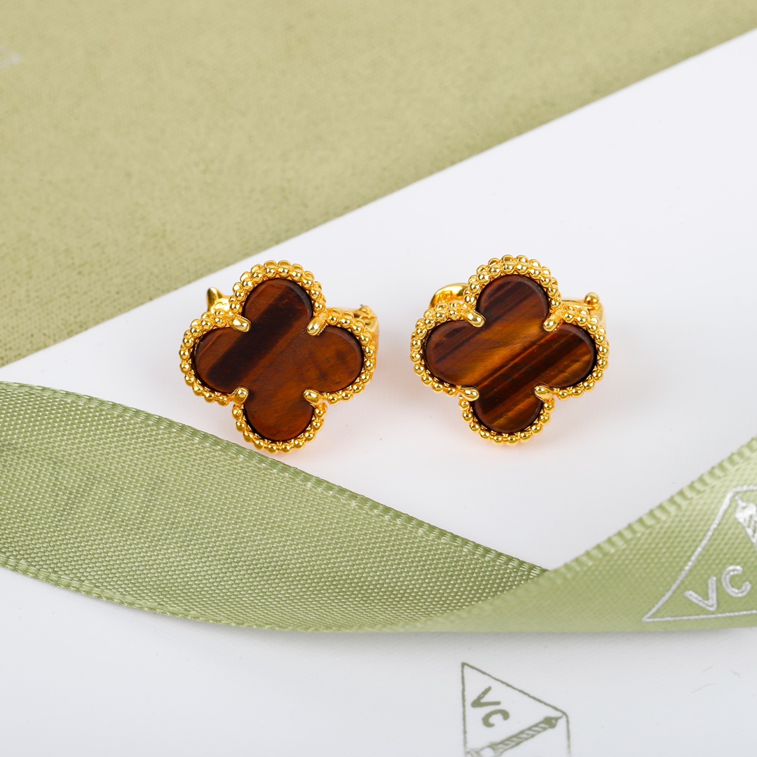 Van Cleef & Arpels earring-34