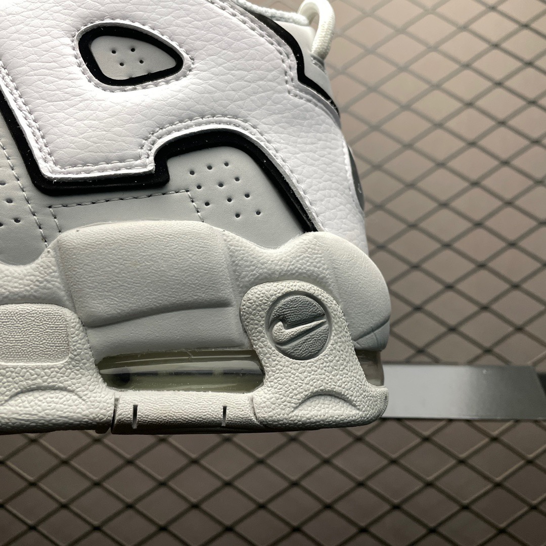 Nike Sneakers-308