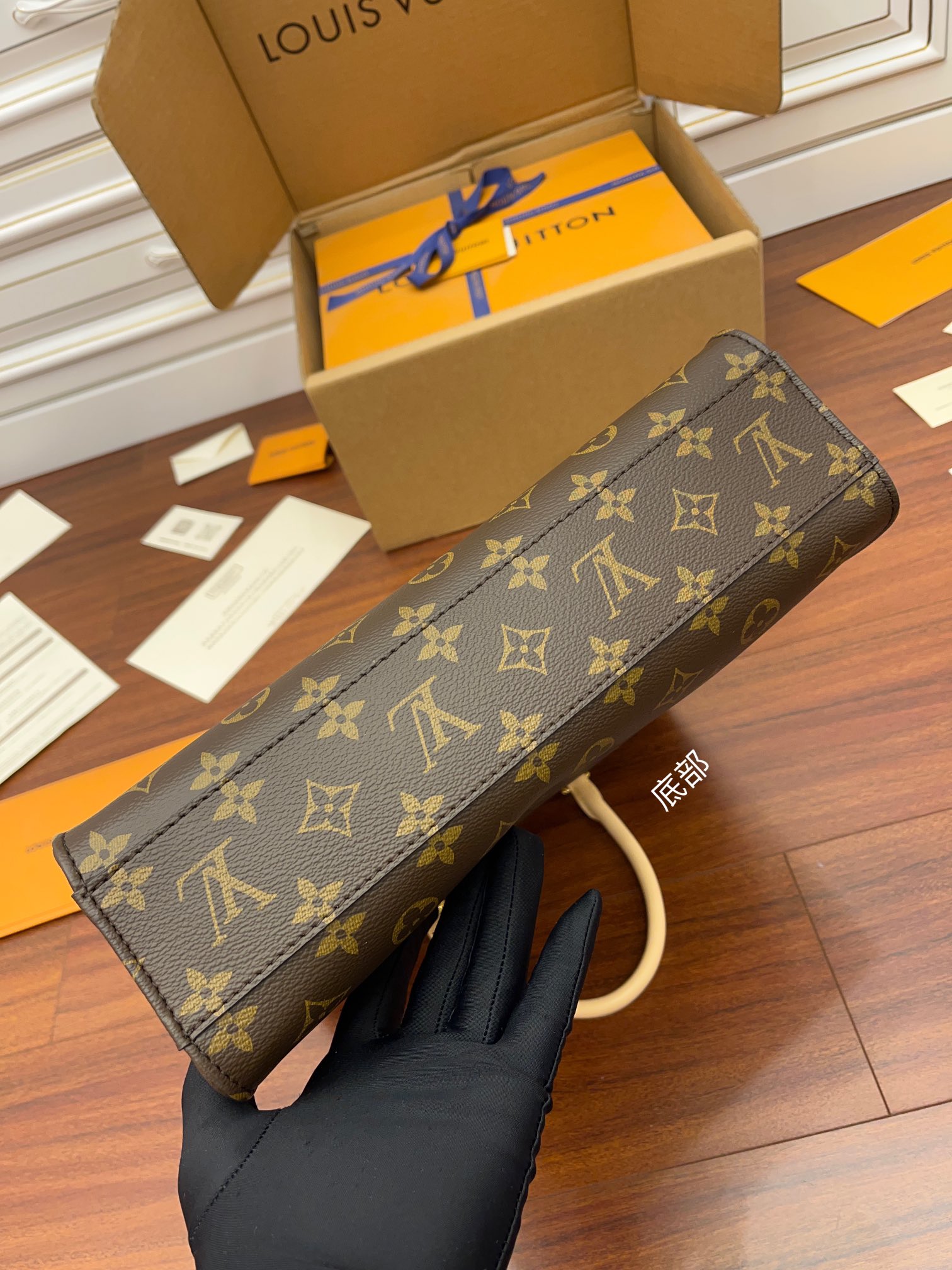 Louis Vuitton bag-70