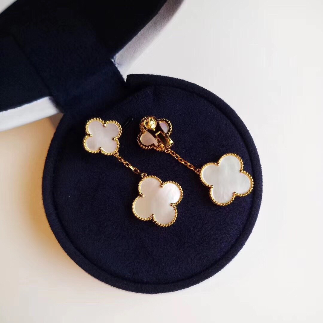 Van Cleef & Arpels earring-42
