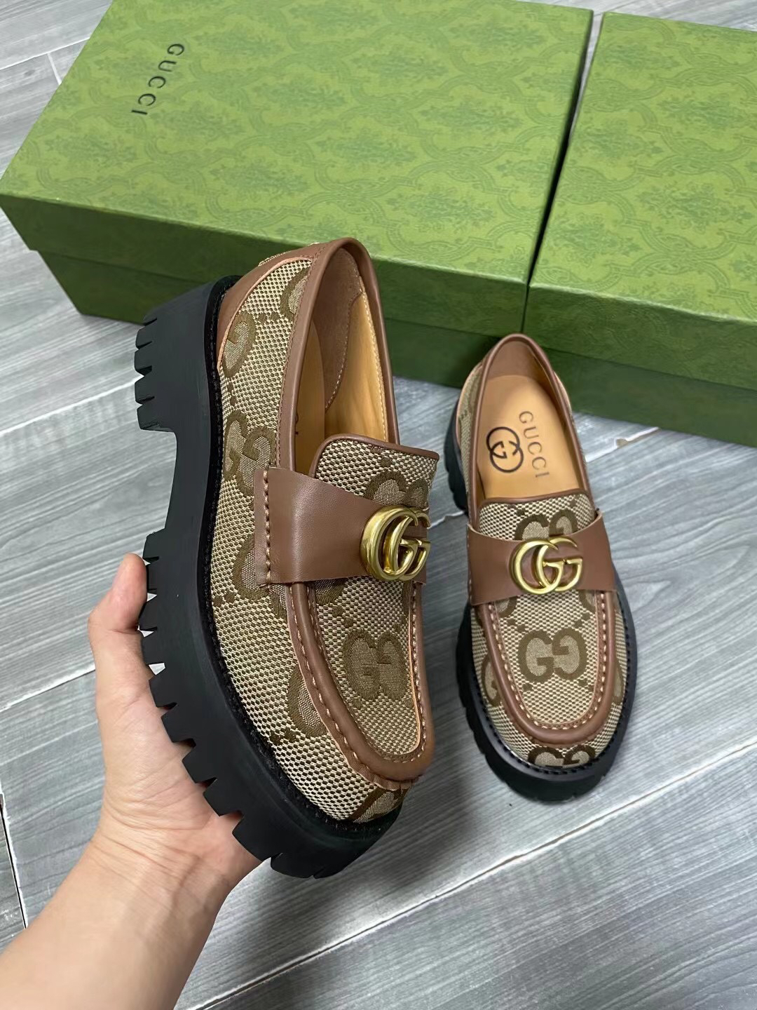 Gucci women's leather shoes-86
