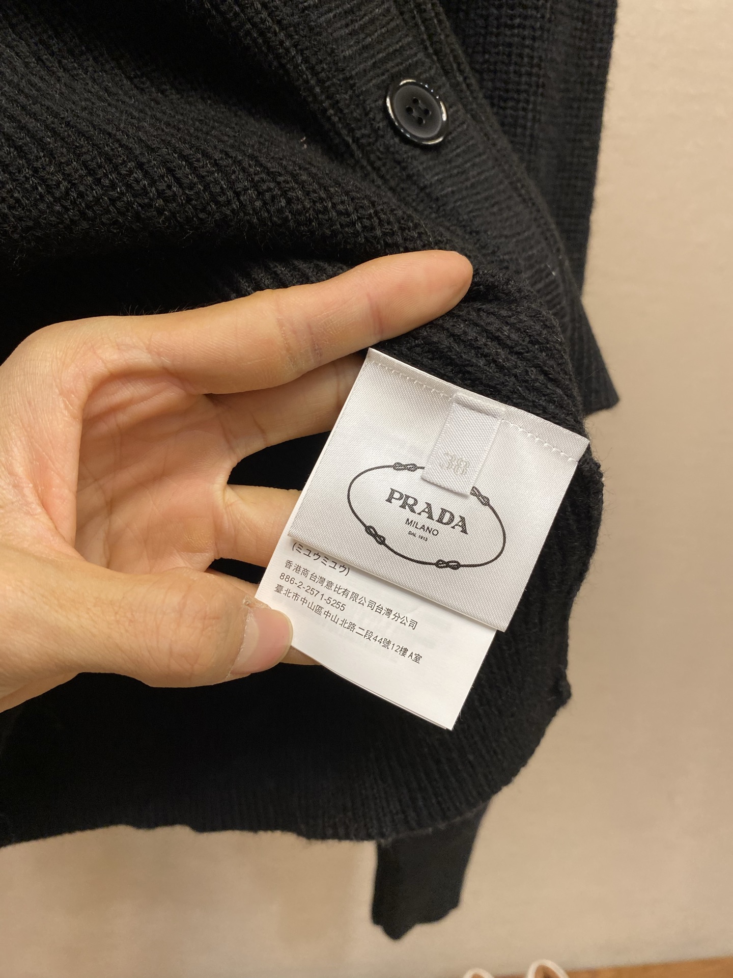 Prada Clothing-223