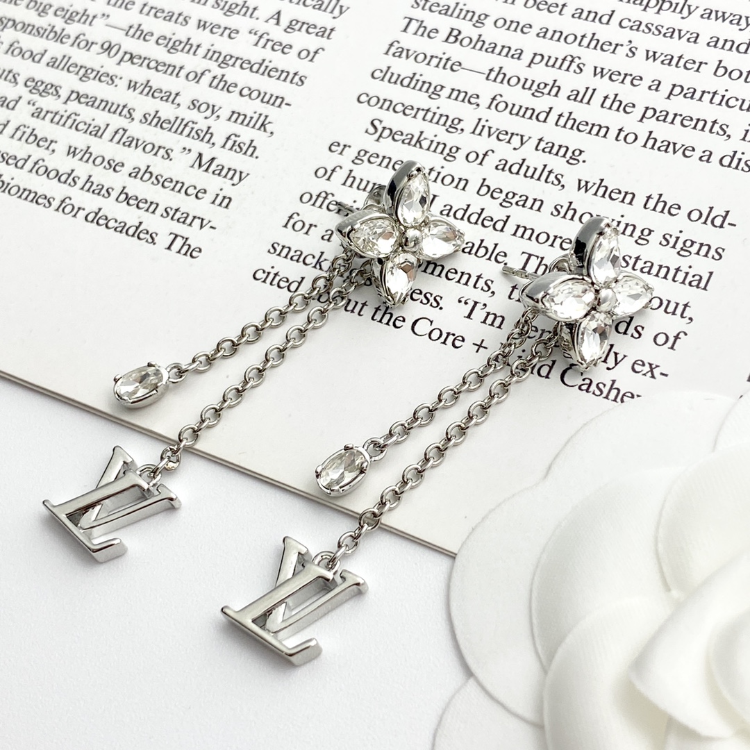LV earrings-6