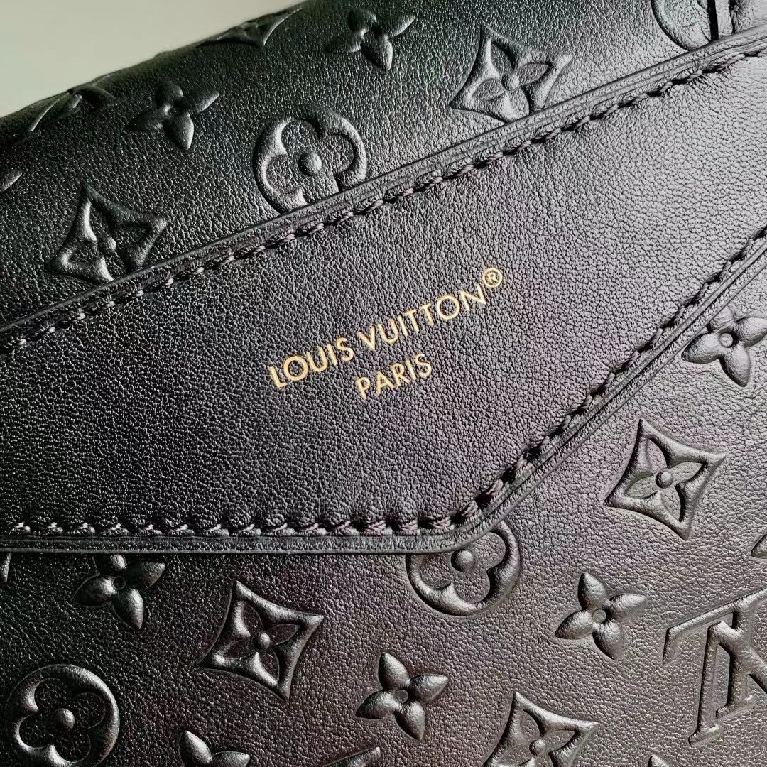Louis Vuitton bag-55