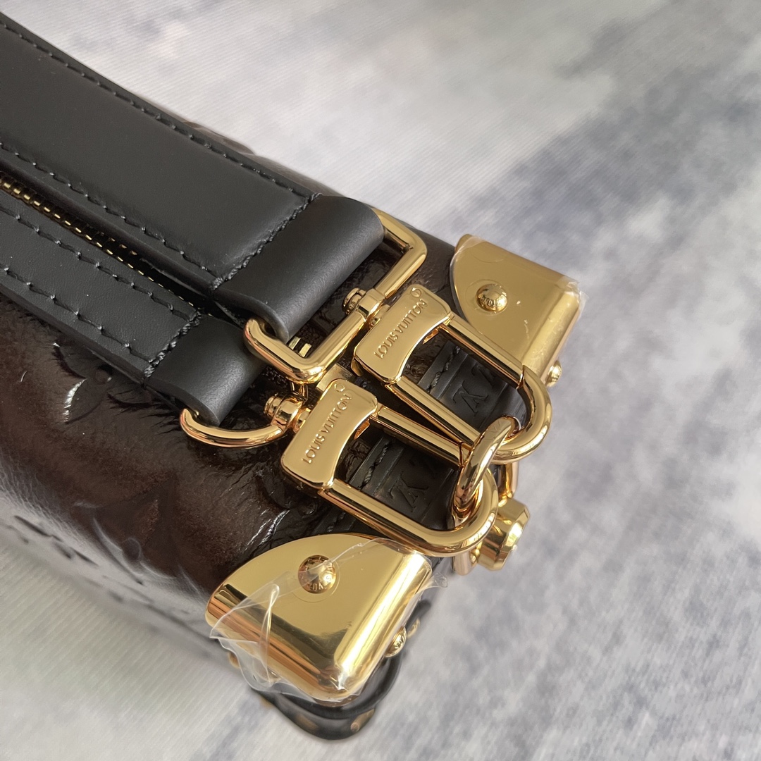 Louis Vuitton bag-13
