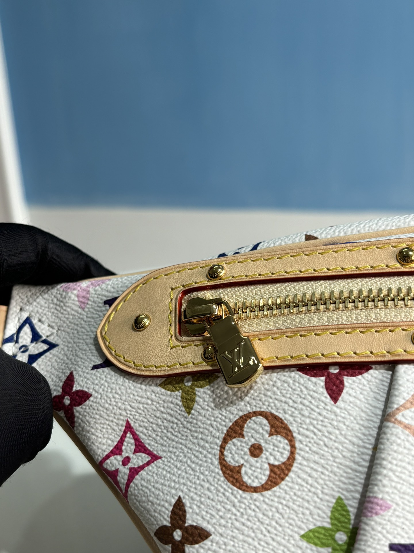 Louis Vuitton bag-89