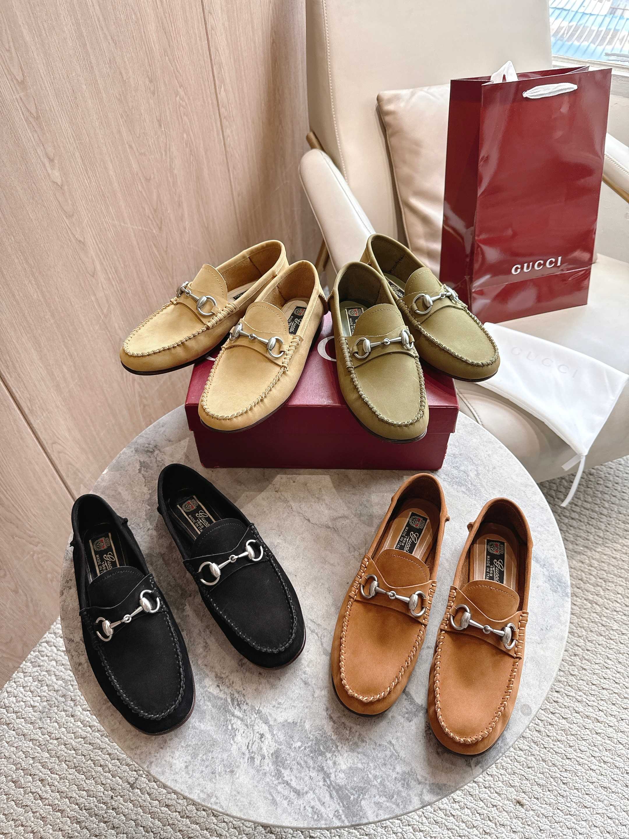 Gucci women's leather shoes-38
