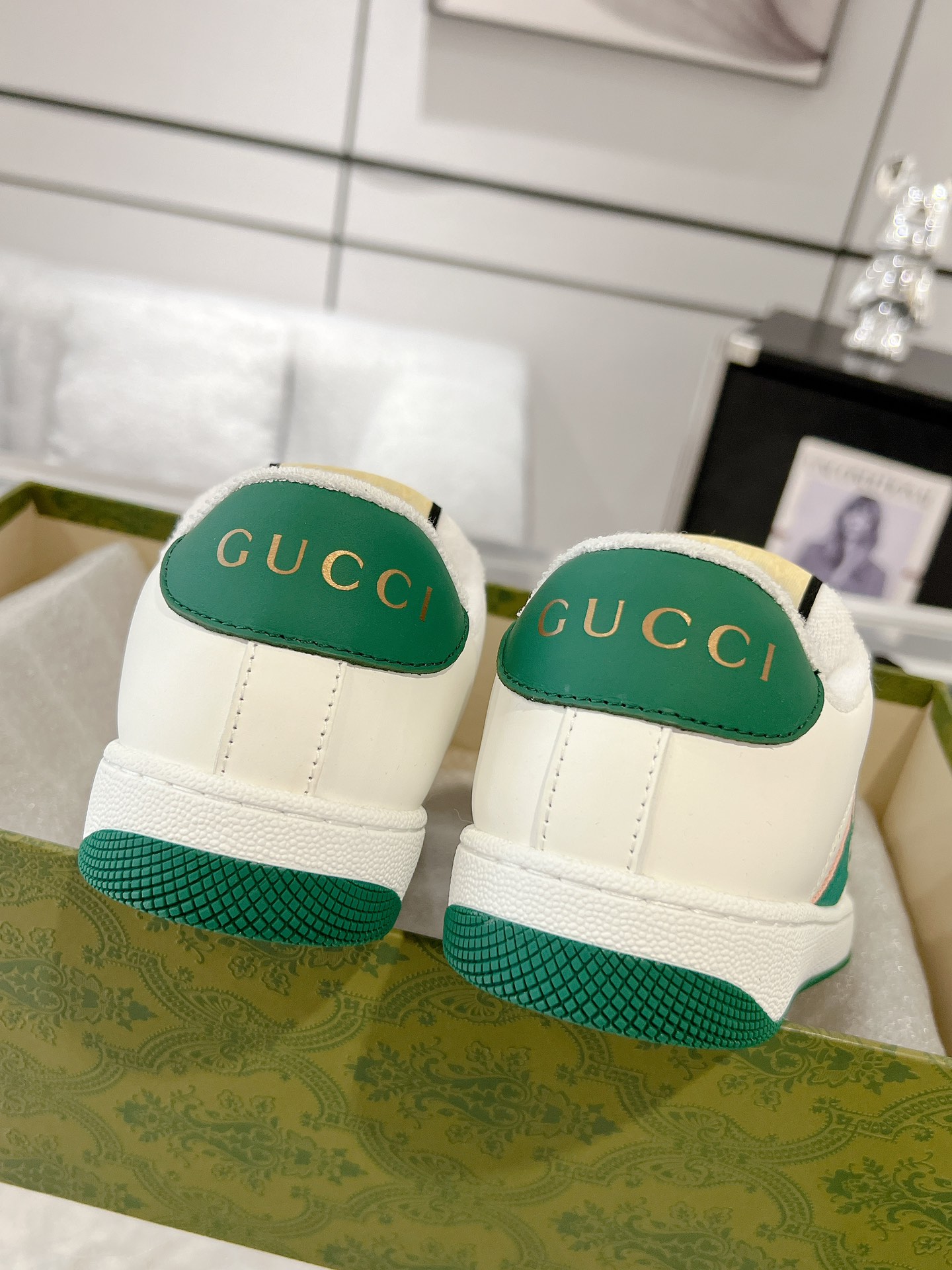 Gucci Sneakers-126