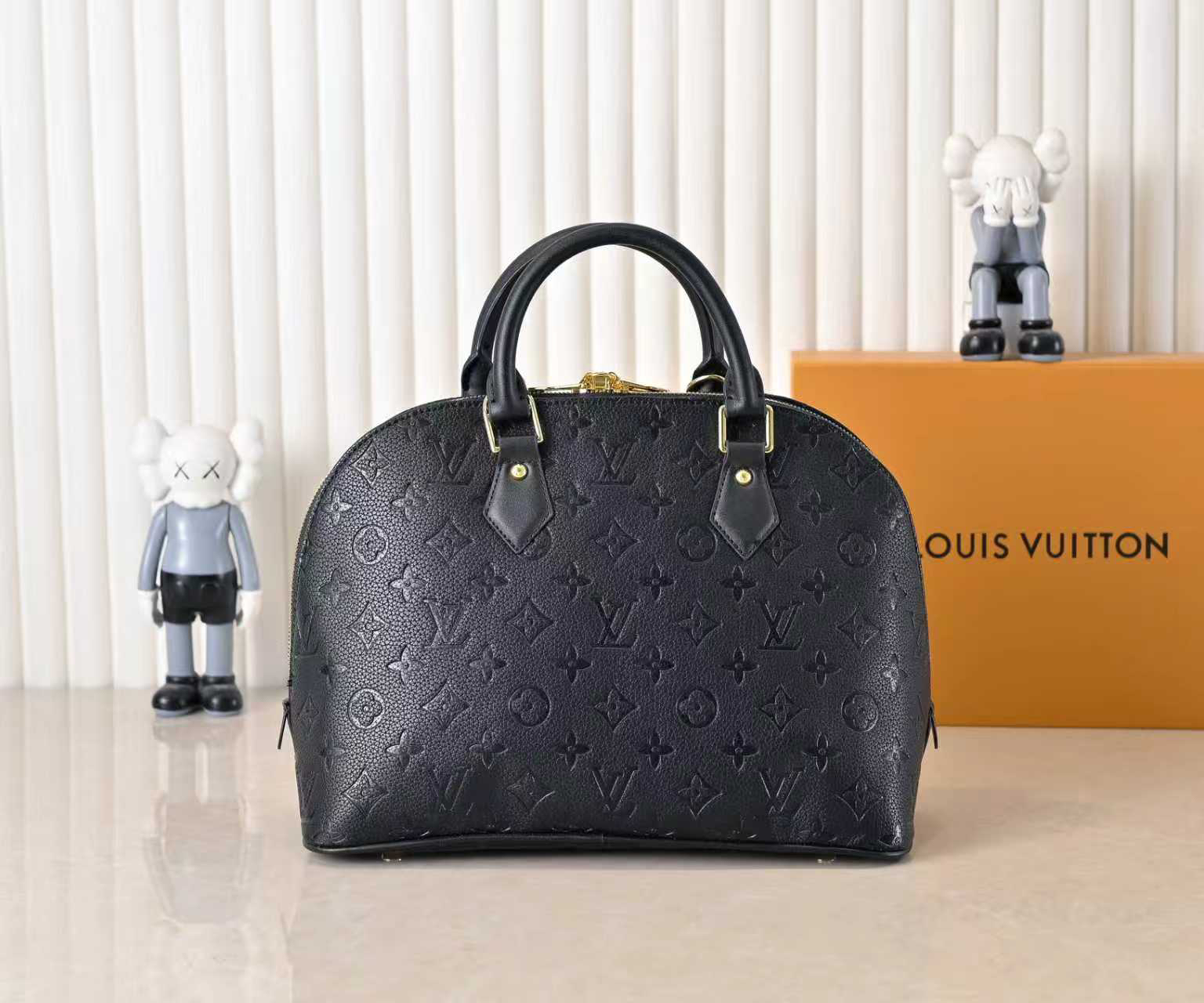 Louis Vuitton bag-150