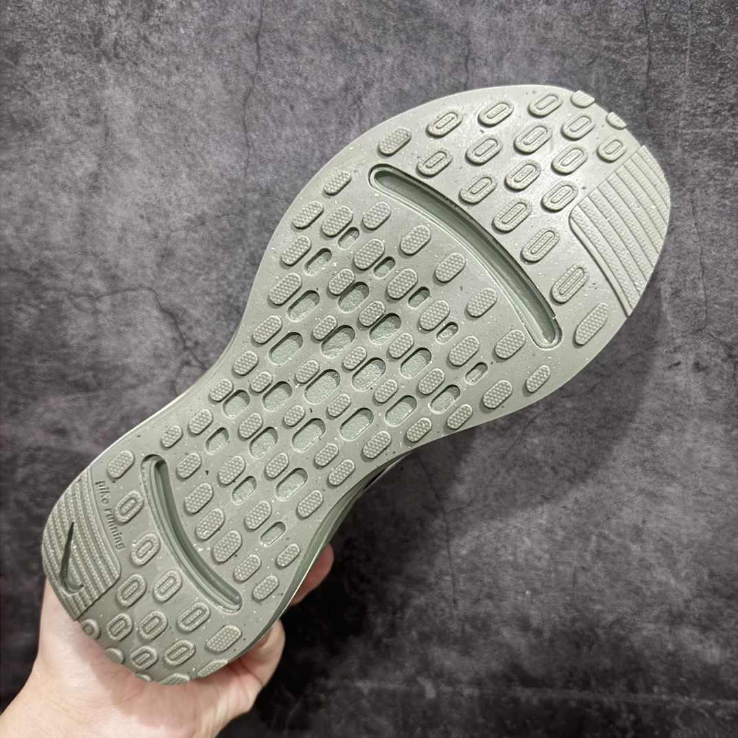 Nike Sneakers-66