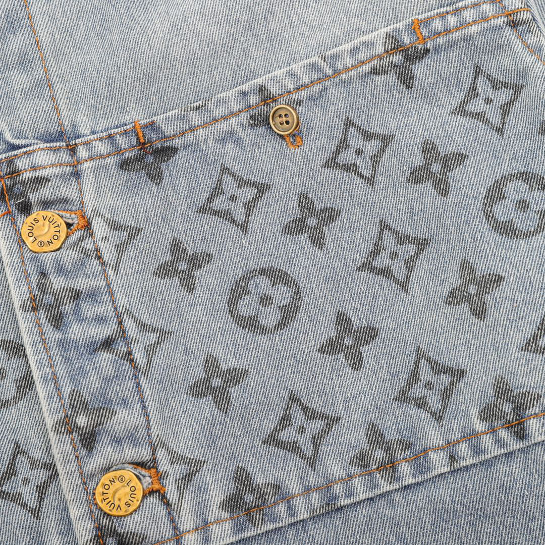 LV Clothing-331