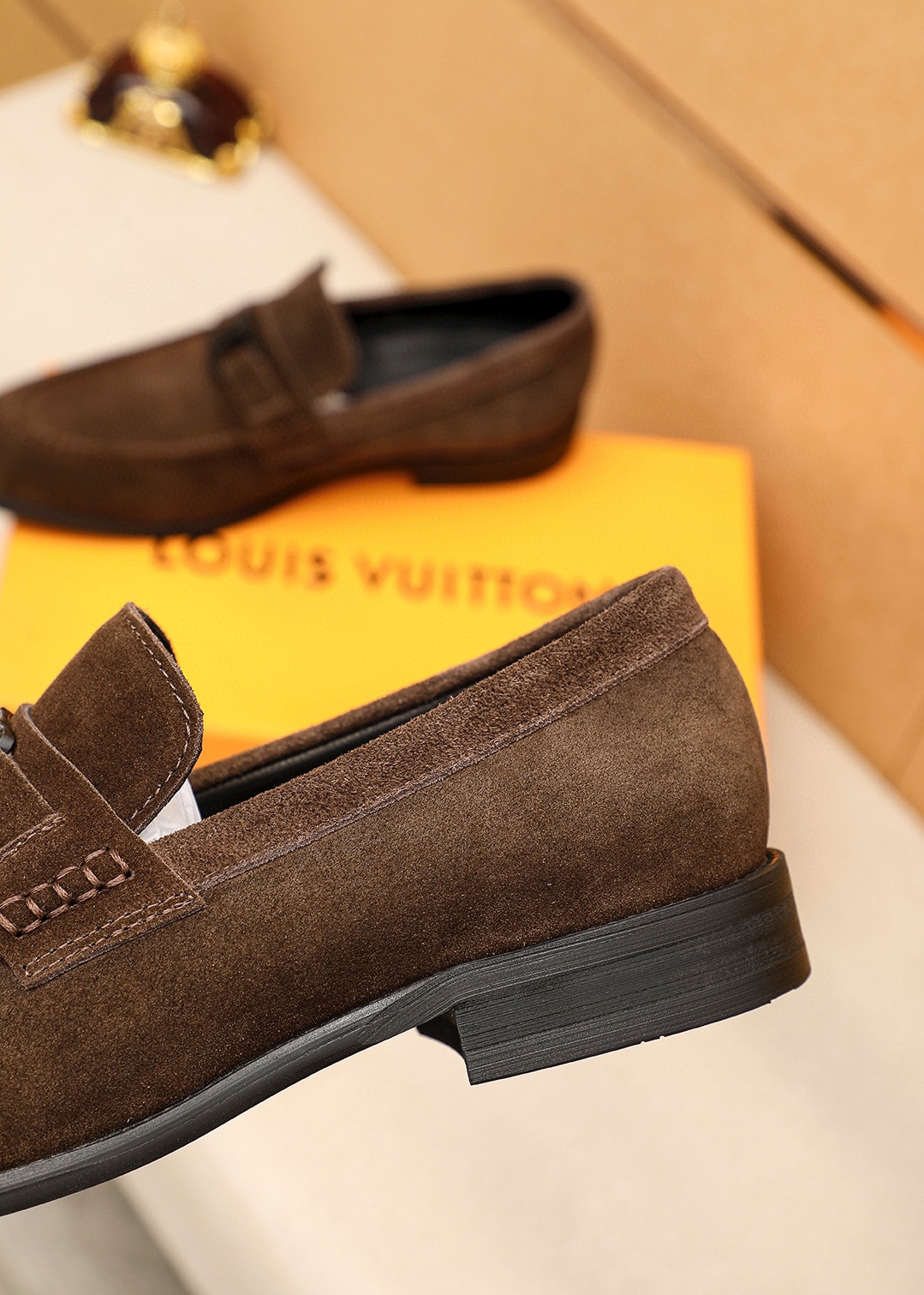 LV men's leather shoes-36
