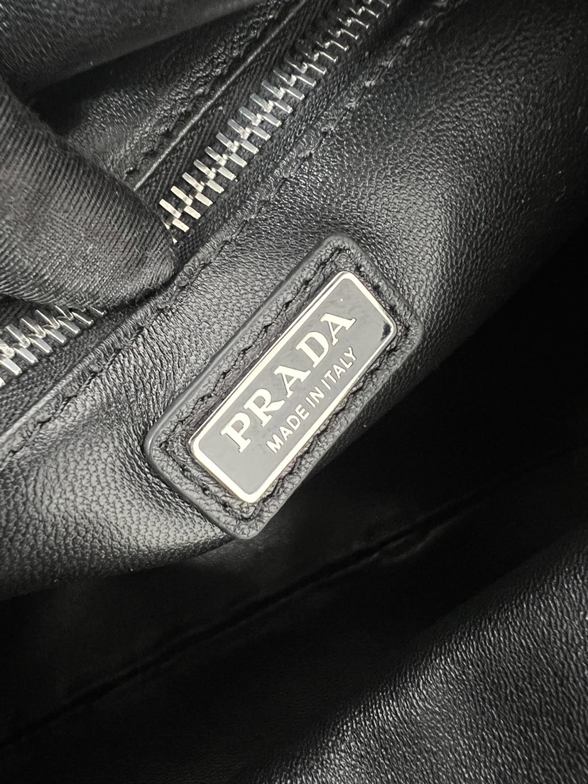 Prada bag-207