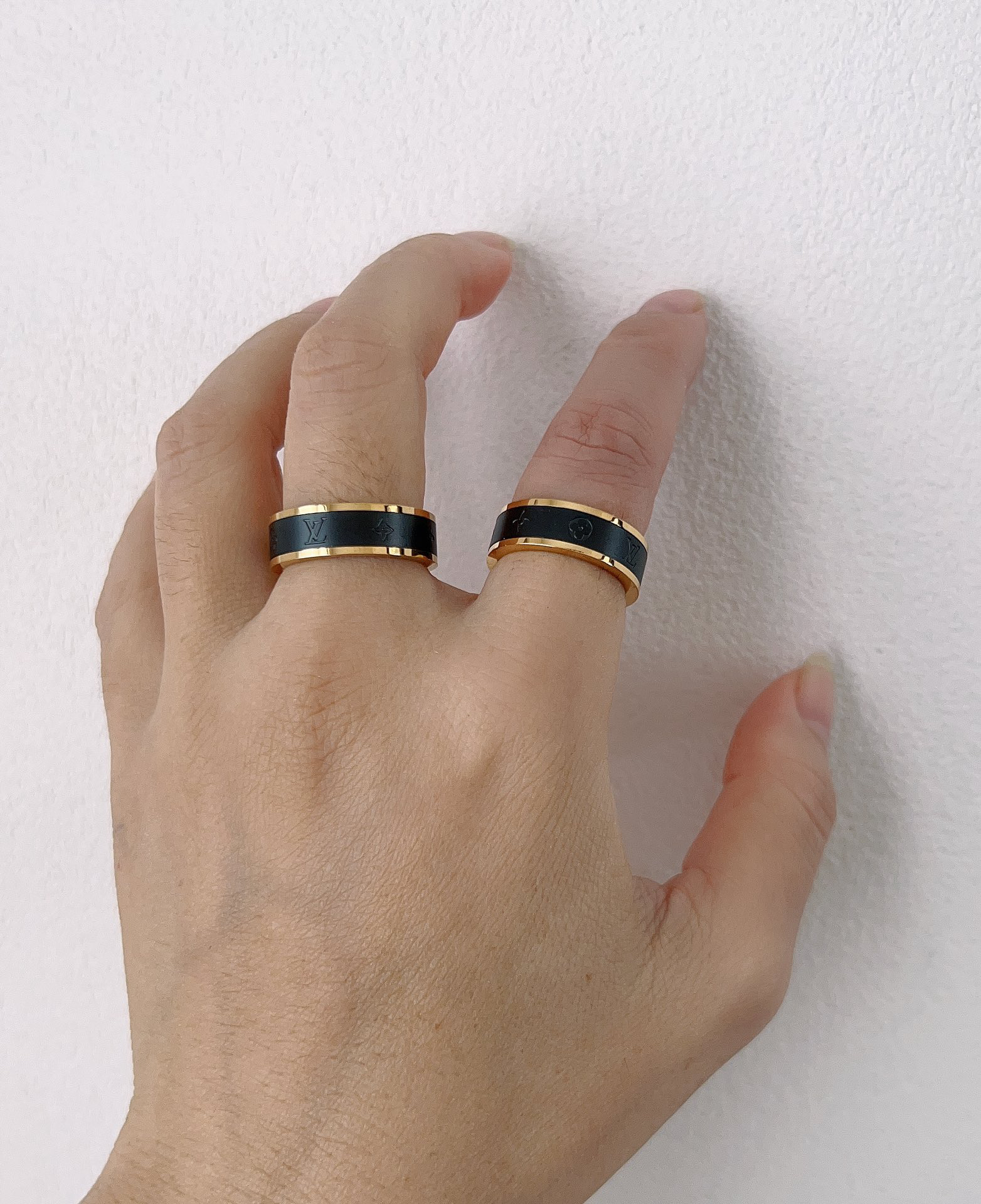 LV ring-76