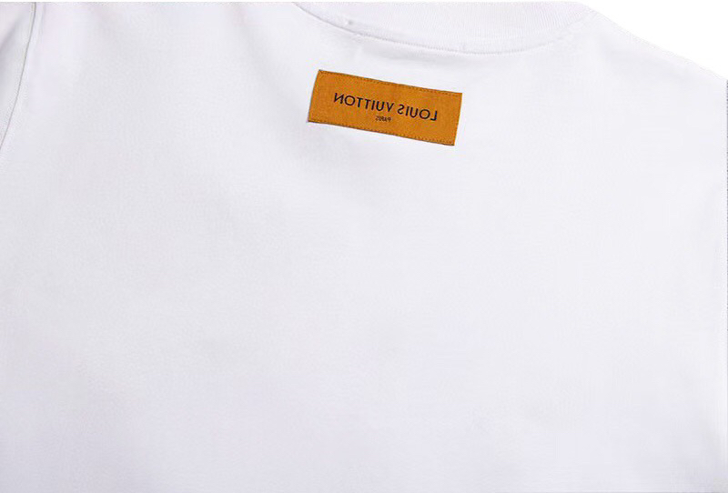 LV clothing-121