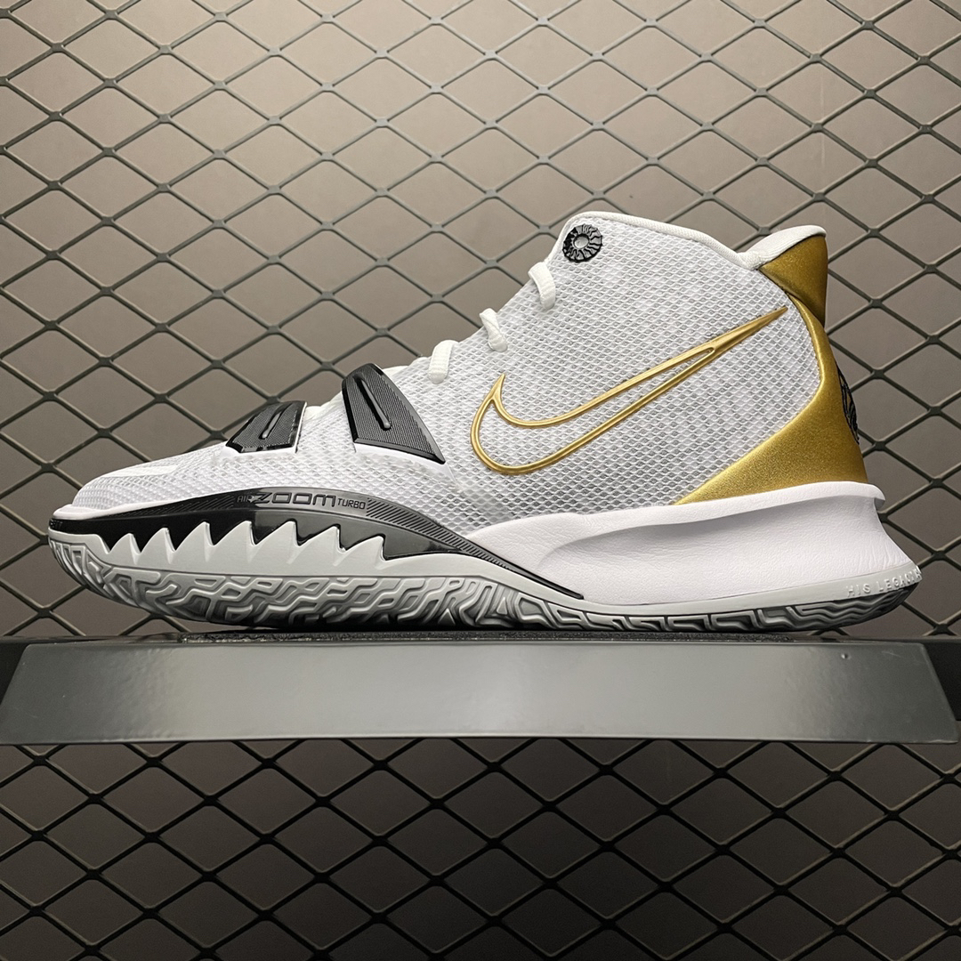 Nike Sneakers-166