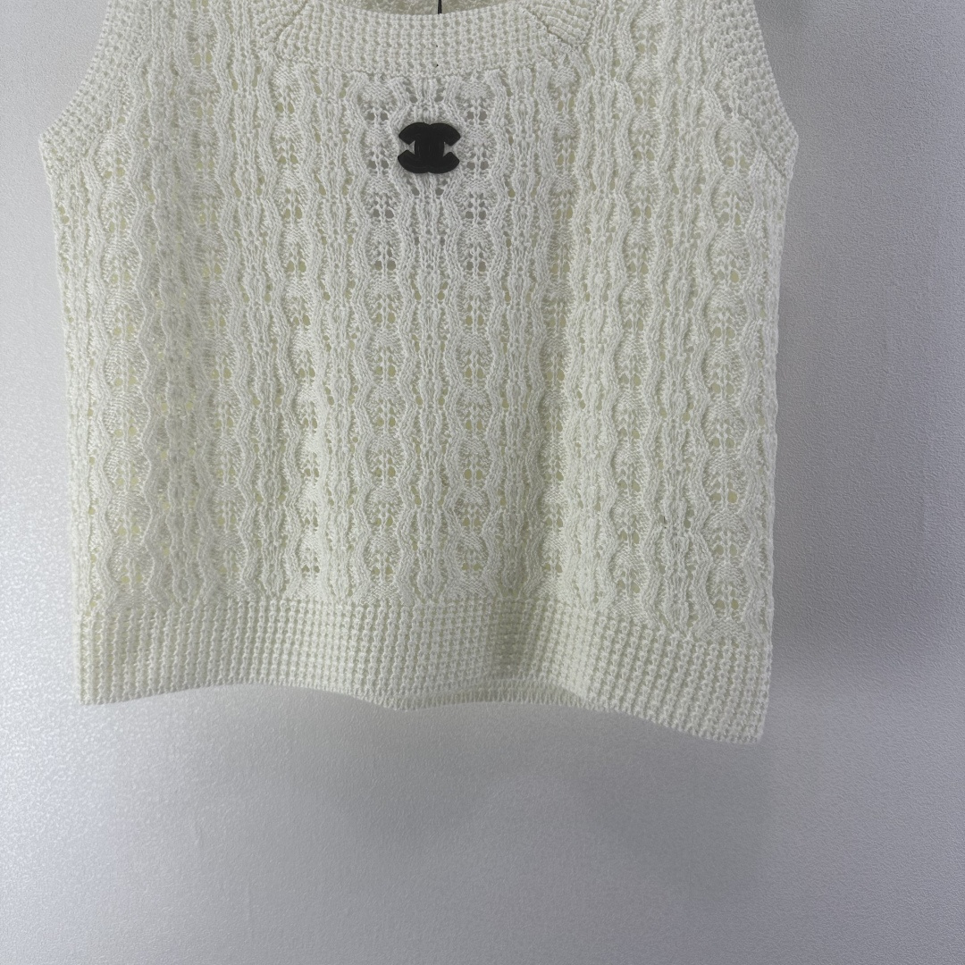 Chanel Clothing-15
