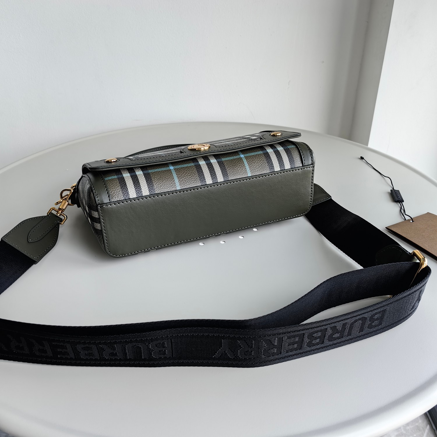Burberry bag-107