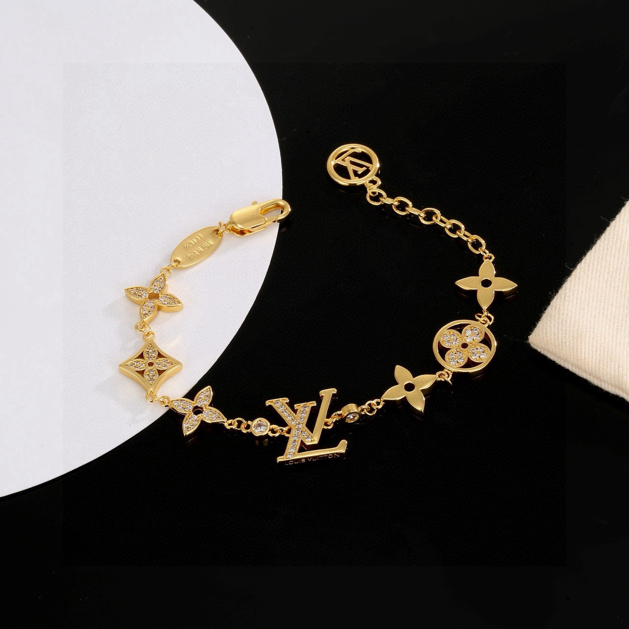 LV Bracelet-54
