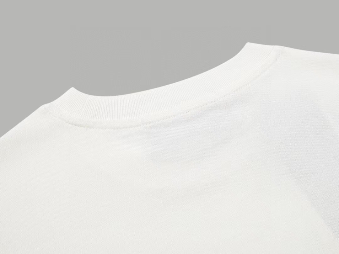 Gucci clothing-246