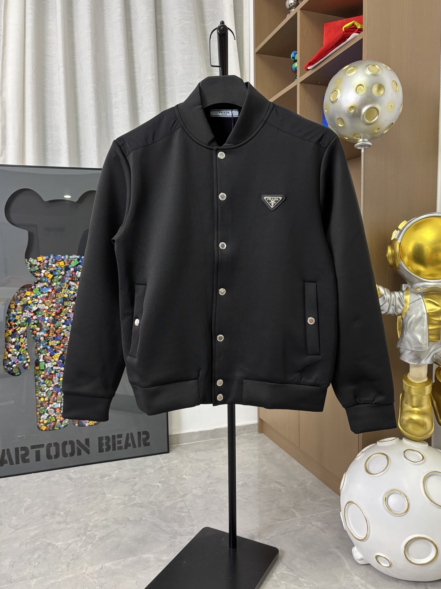 Prada Clothing-371