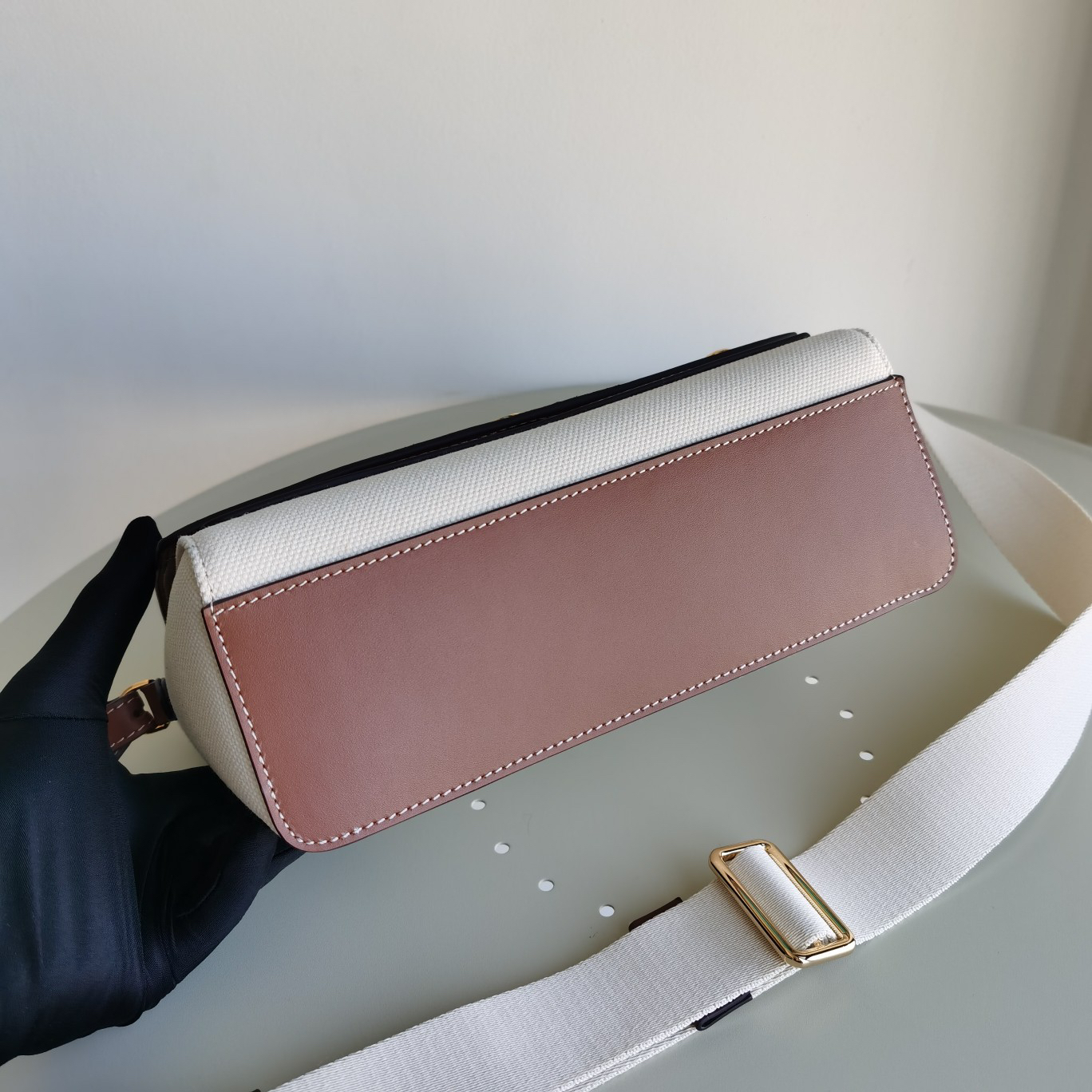 Burberry bag-110