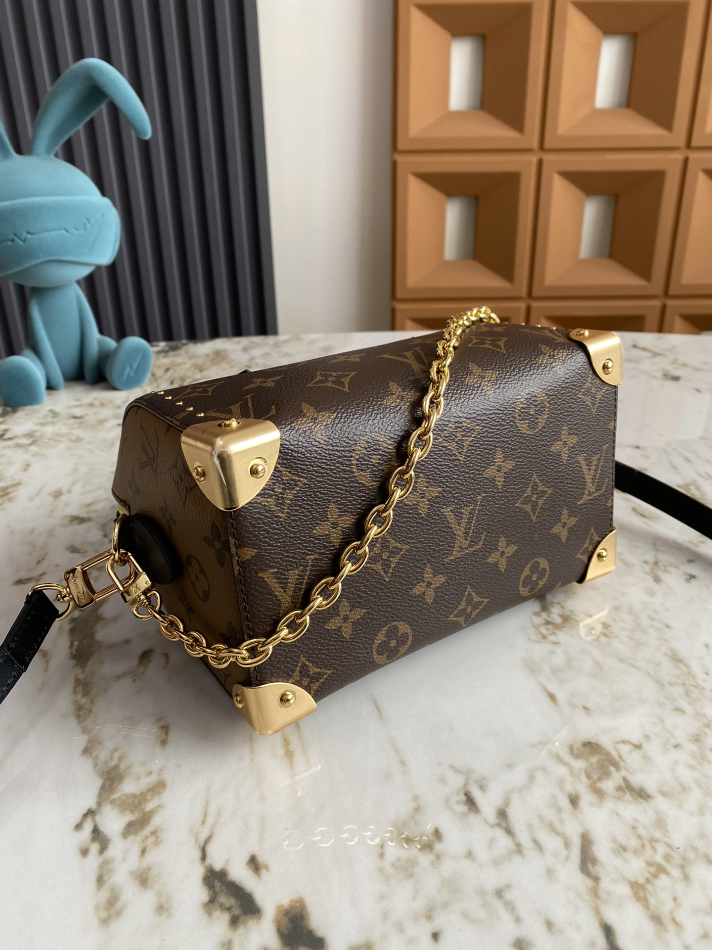 Louis Vuitton bag-129