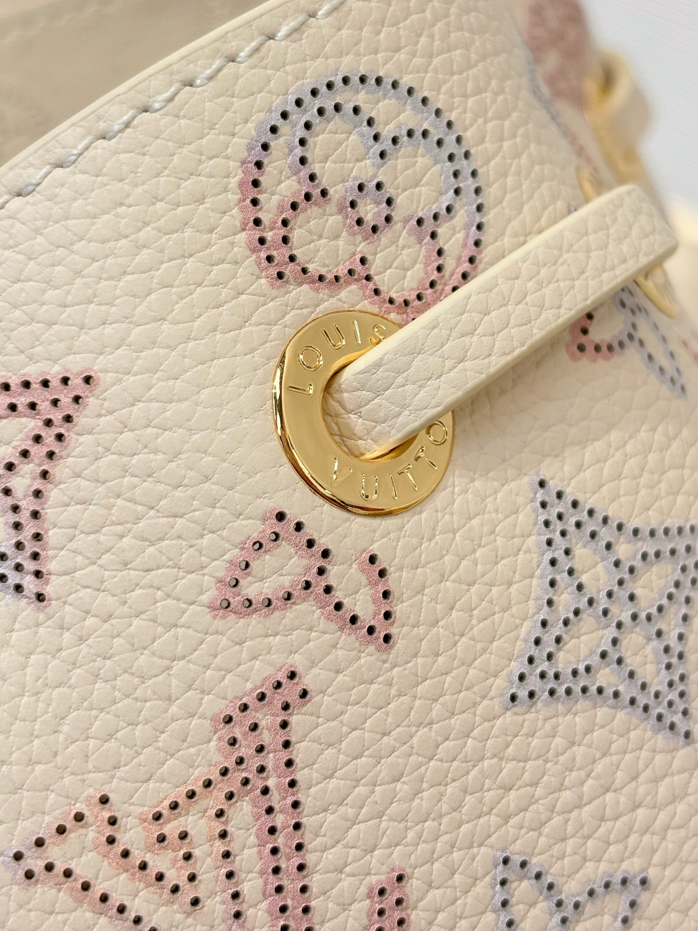 Louis Vuitton bag-180