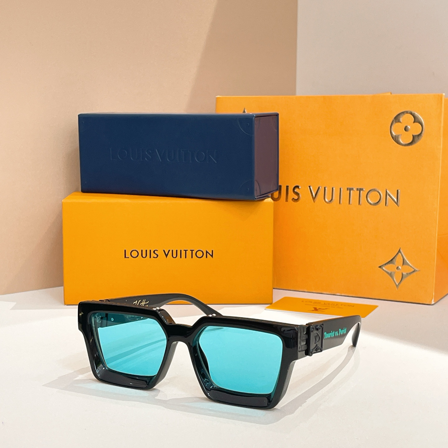LV glasses-13
