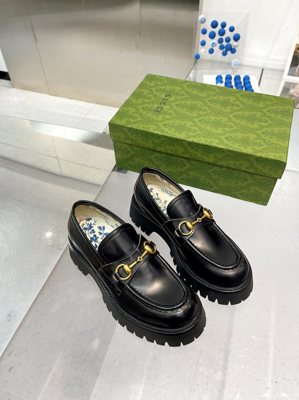 Gucci women's leather shoes-89