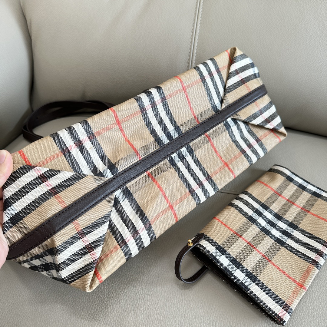 Burberry bag-56