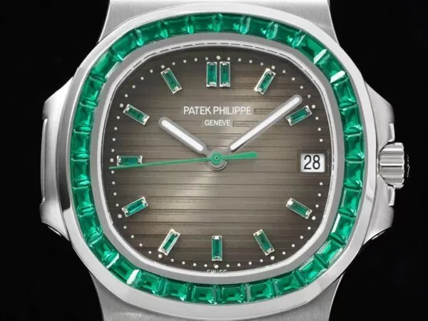 Nautilus 5711/1A-018  40 mm, Stainless Steel Khaki Dial Iced out