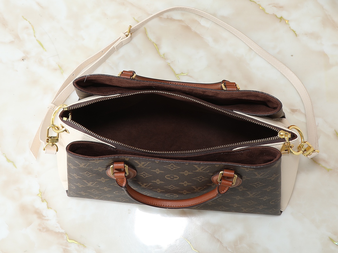 Louis Vuitton bag-41
