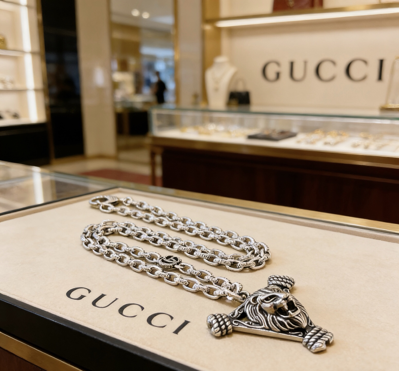 Gucci necklace-9