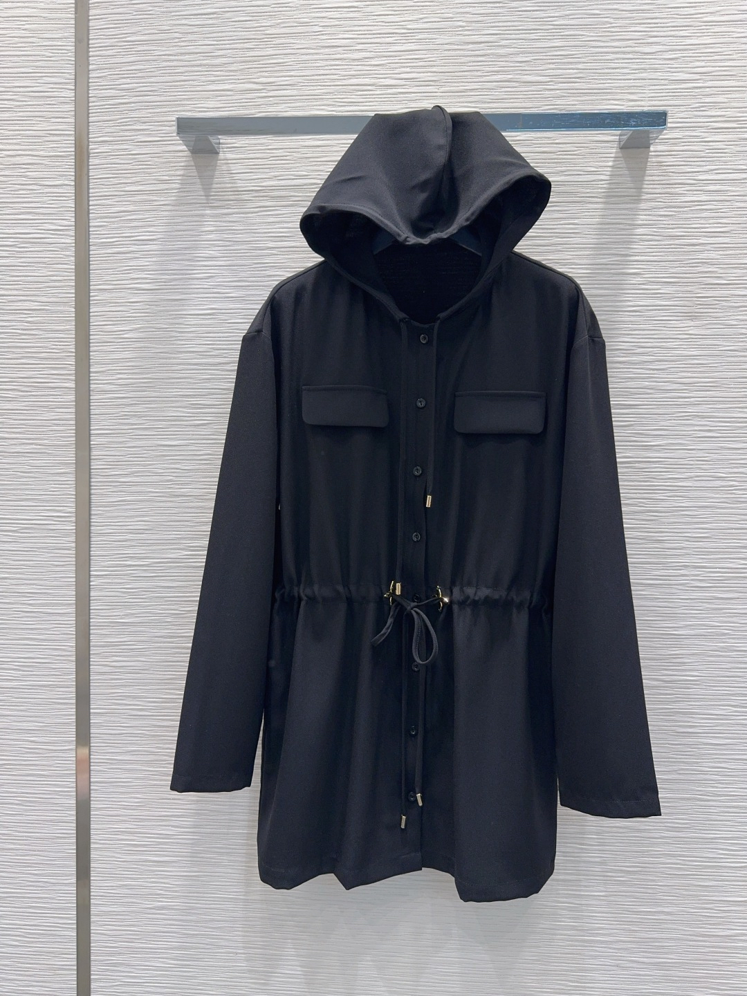 LV Clothing-351