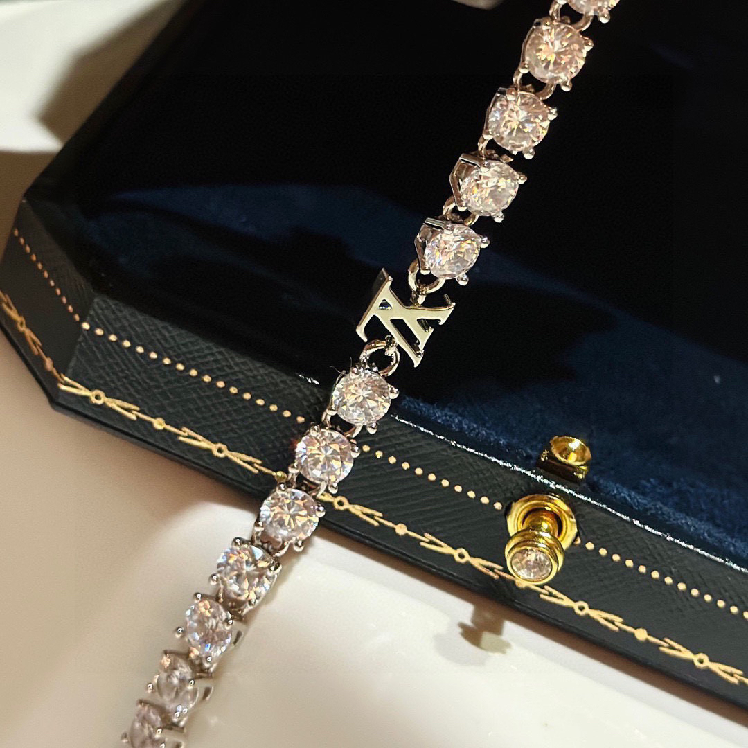 LV Bracelet-51