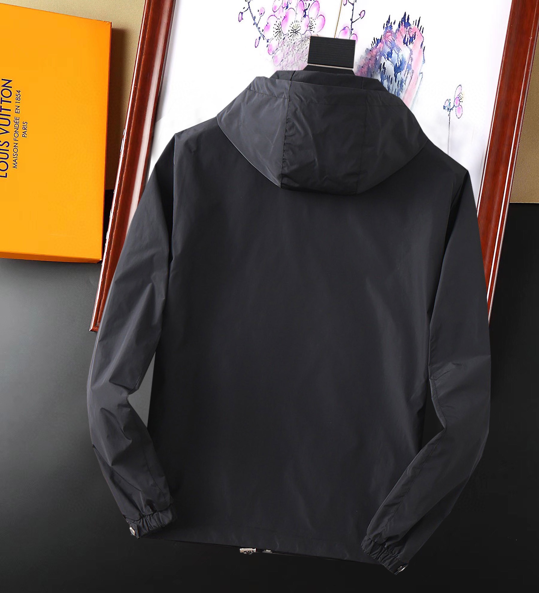 Prada Clothing-392