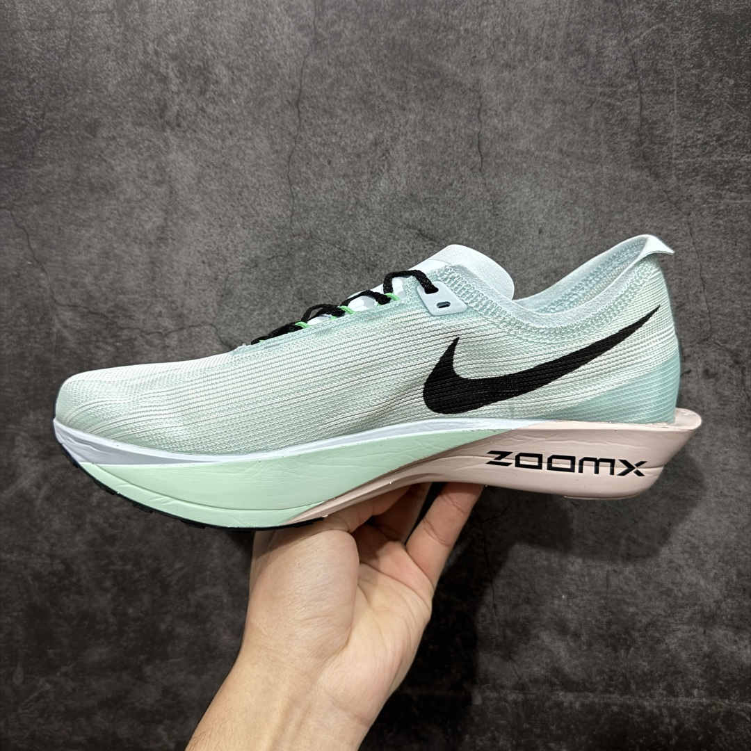 Nike Sneakers-101