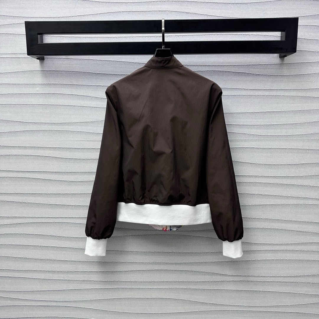 LV Clothing-343