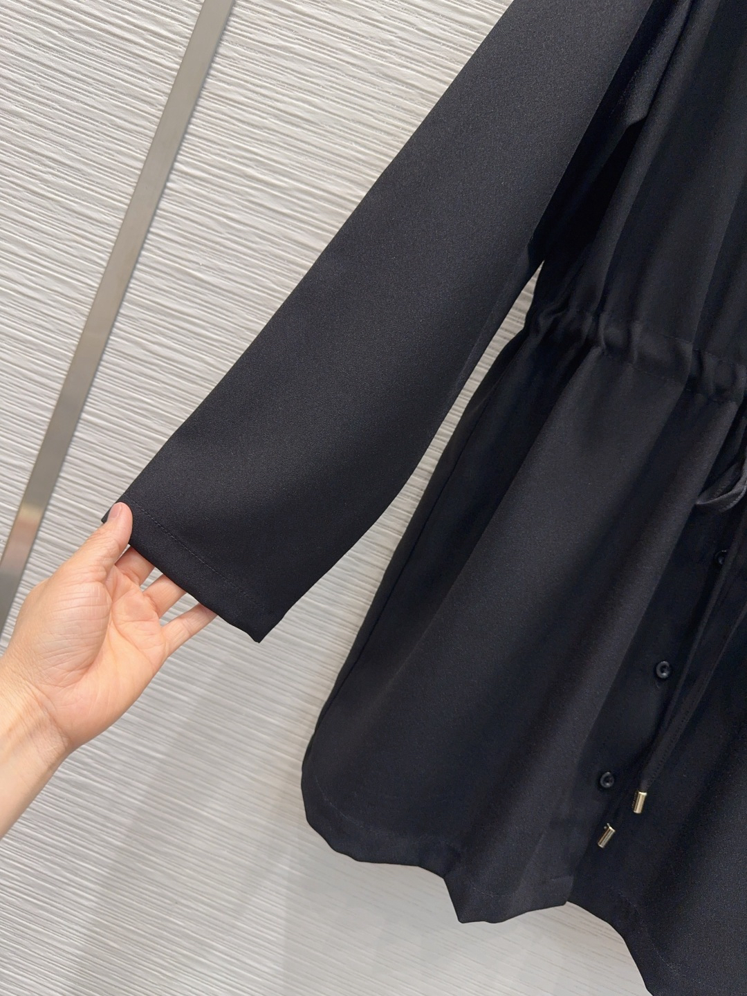 LV Clothing-351
