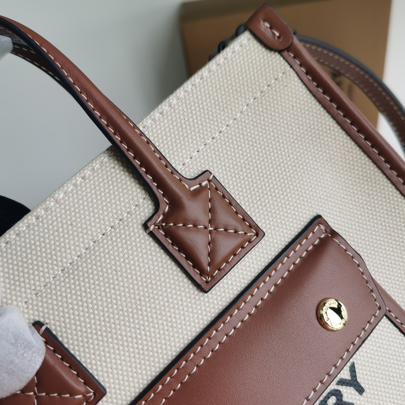 Burberry bag-50