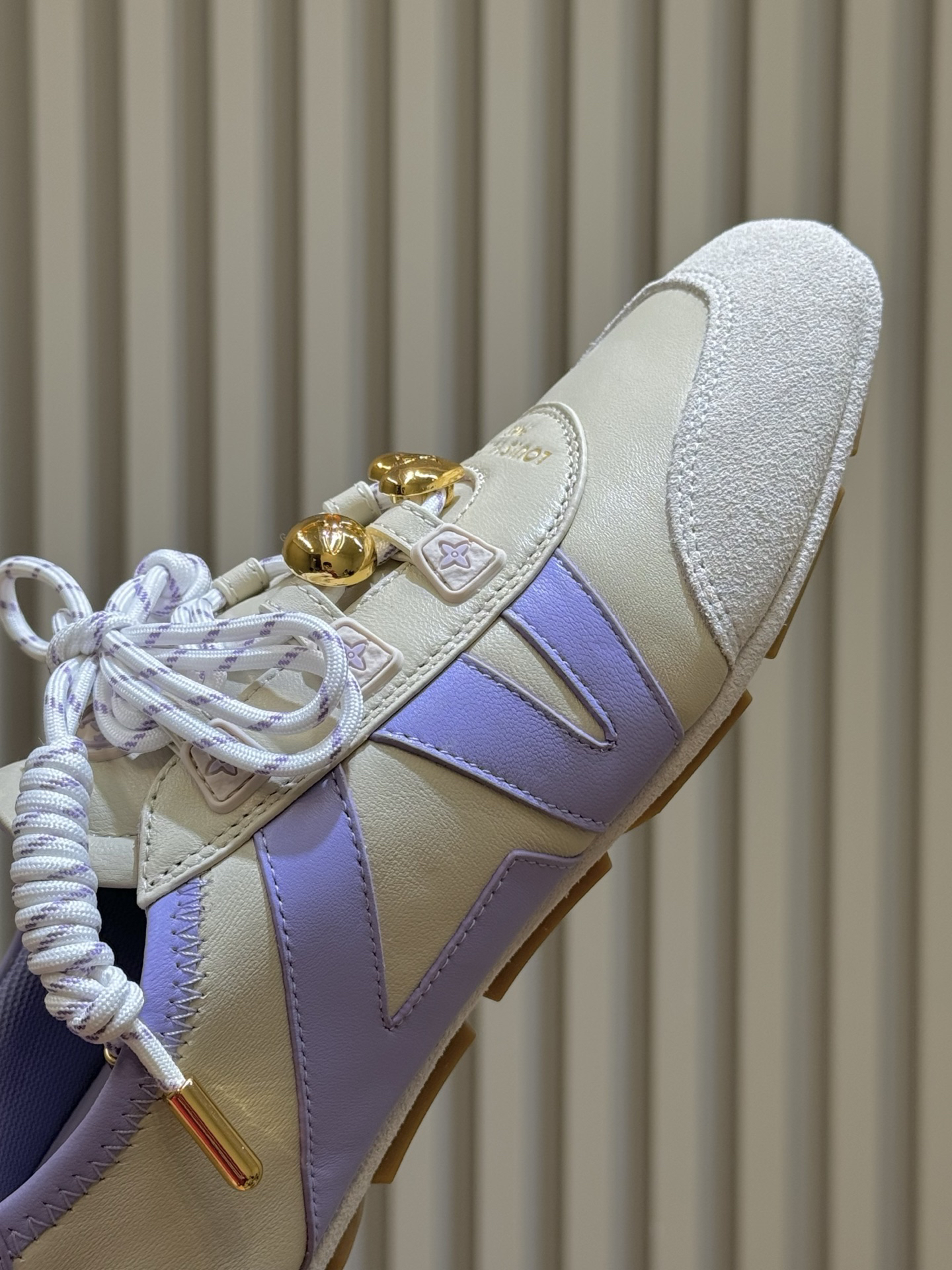 Lv Sneakers-232