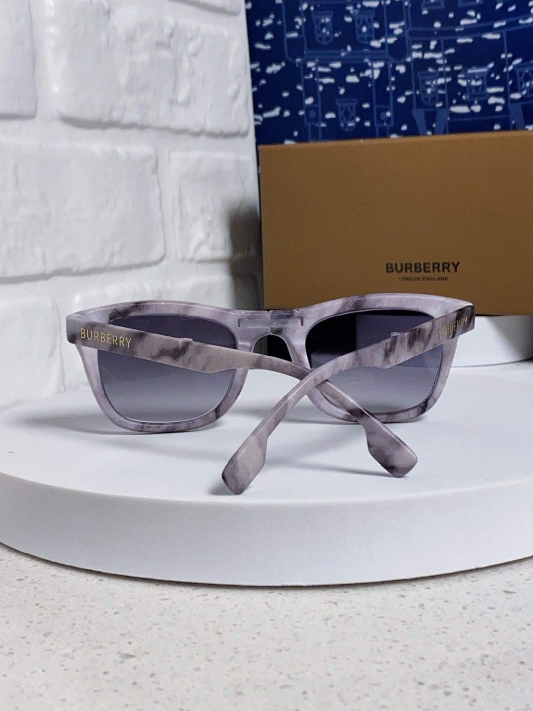 Burberry glasses-37