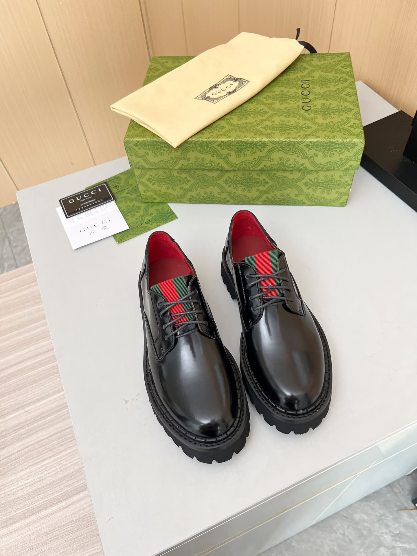 Gucci women's leather shoes-51