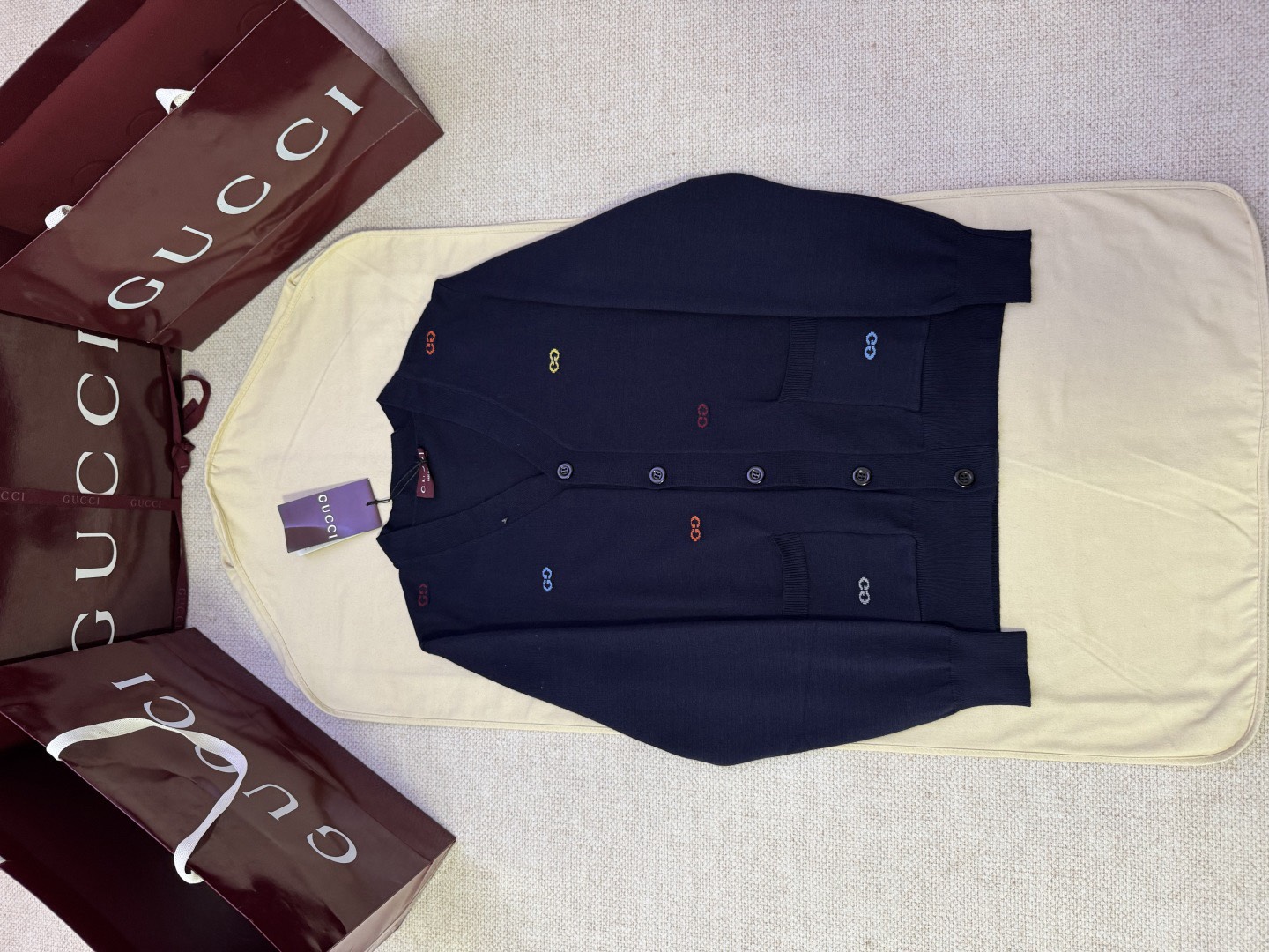 Gucci Clothing-4