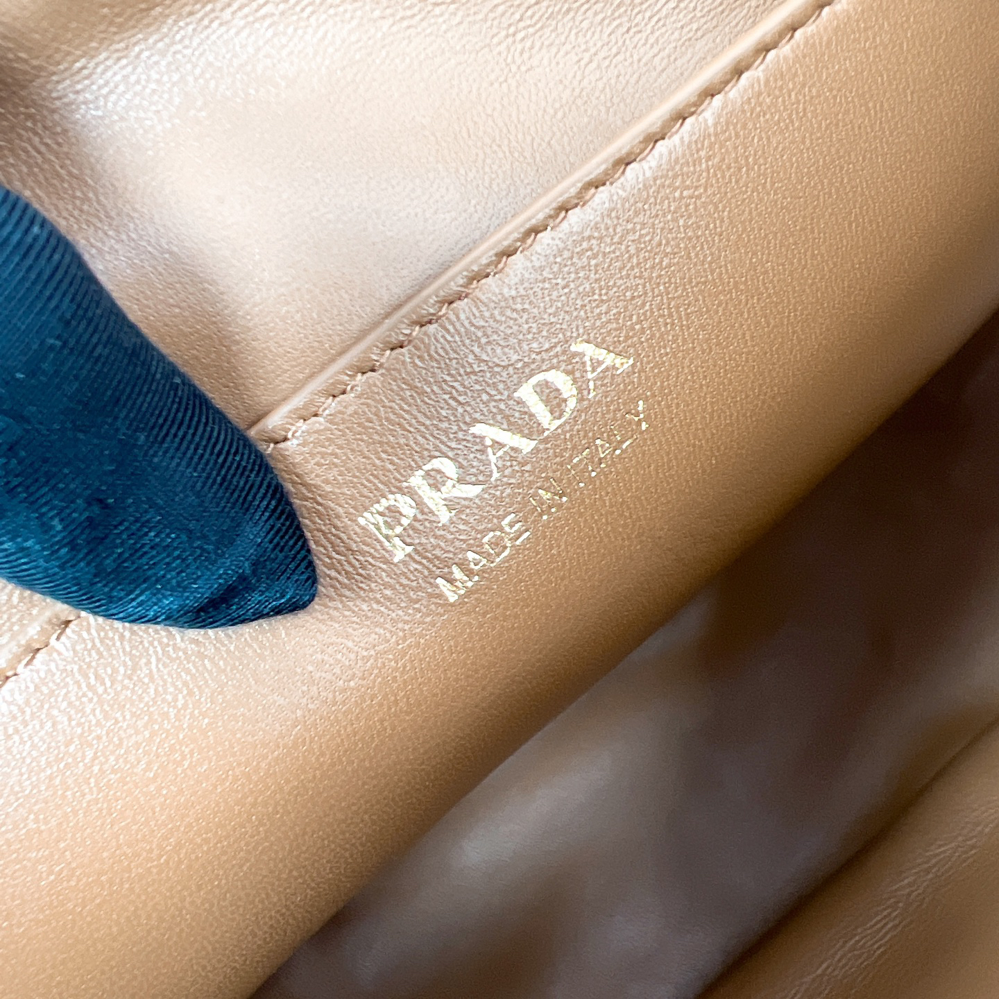 Prada bag-96