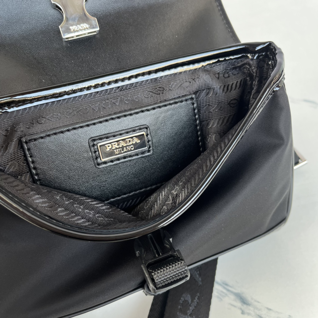 Prada bag-228