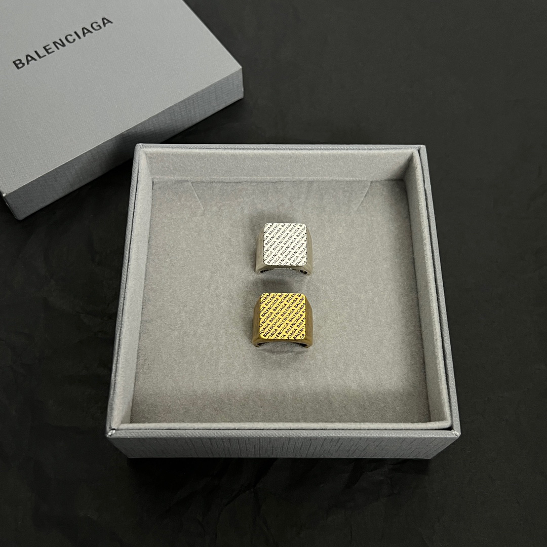 Balenciaga ring-30